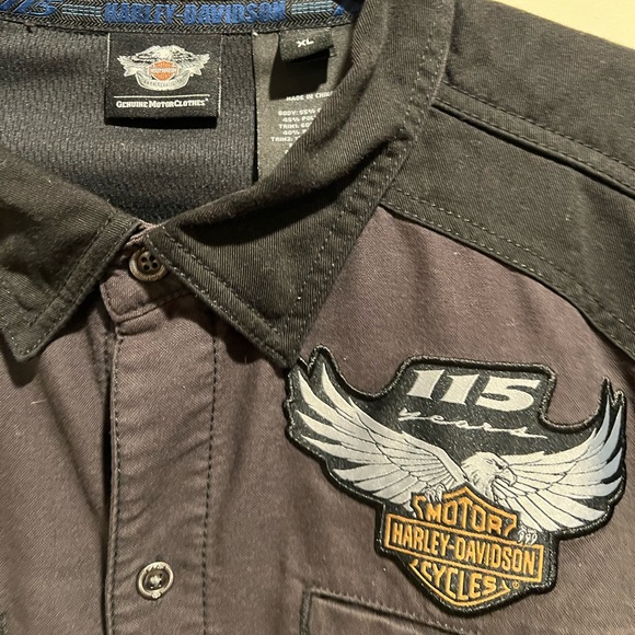 Vintage Harley Davidson button down - Picture 3 of 3